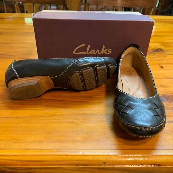 Flats - Picture 2 of 2